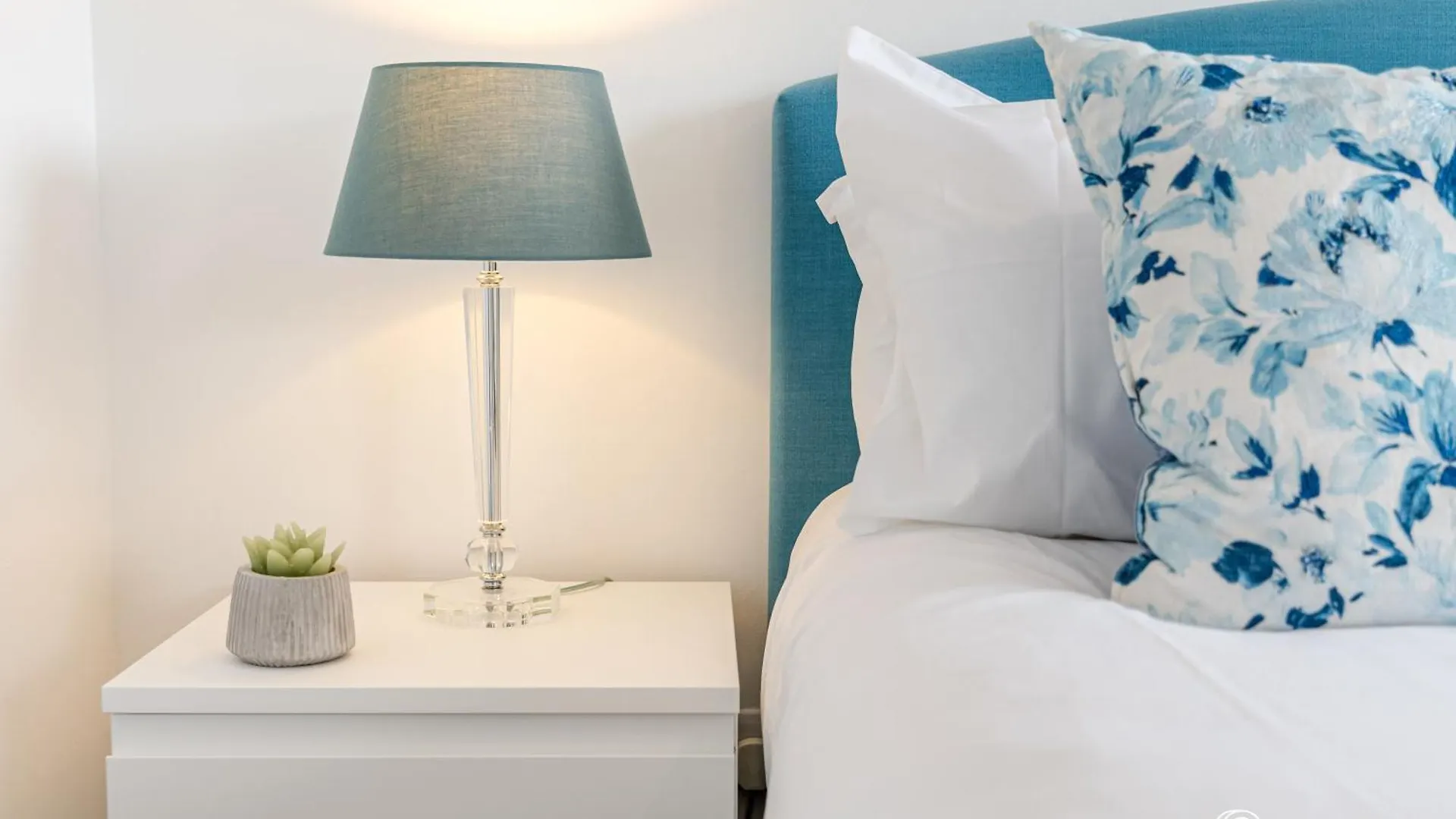 Shoreline Suite By Grandeur Property Bournemouth Apartment