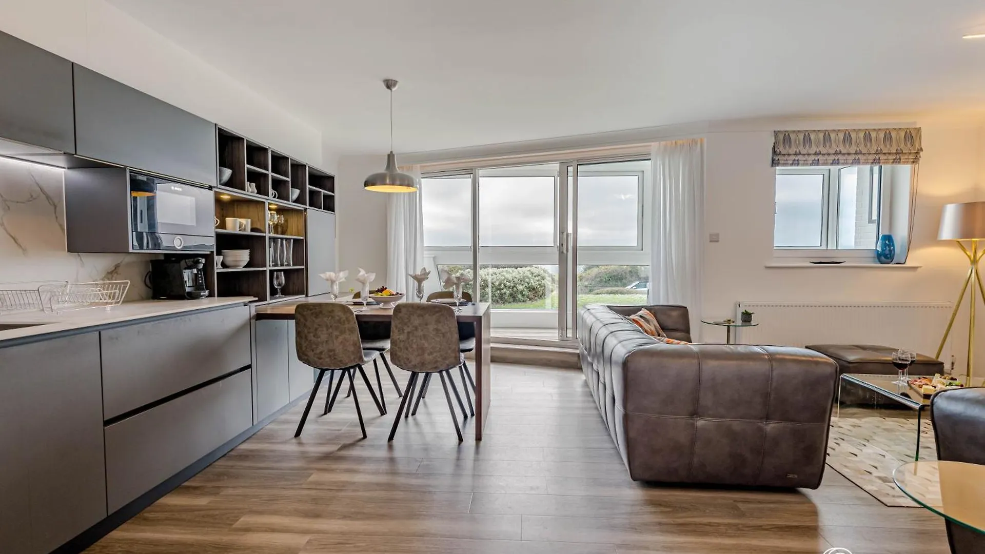 Shoreline Suite By Grandeur Property Bournemouth